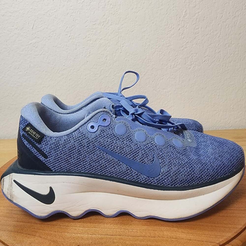 Nike Shoes Womens Size 7.5 Blue Gore-Tex Waterproof Running Sneakers HM0355-401